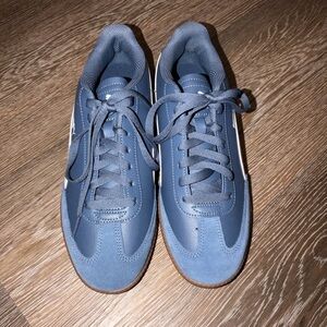 Men's Blue Puma Sneakers
